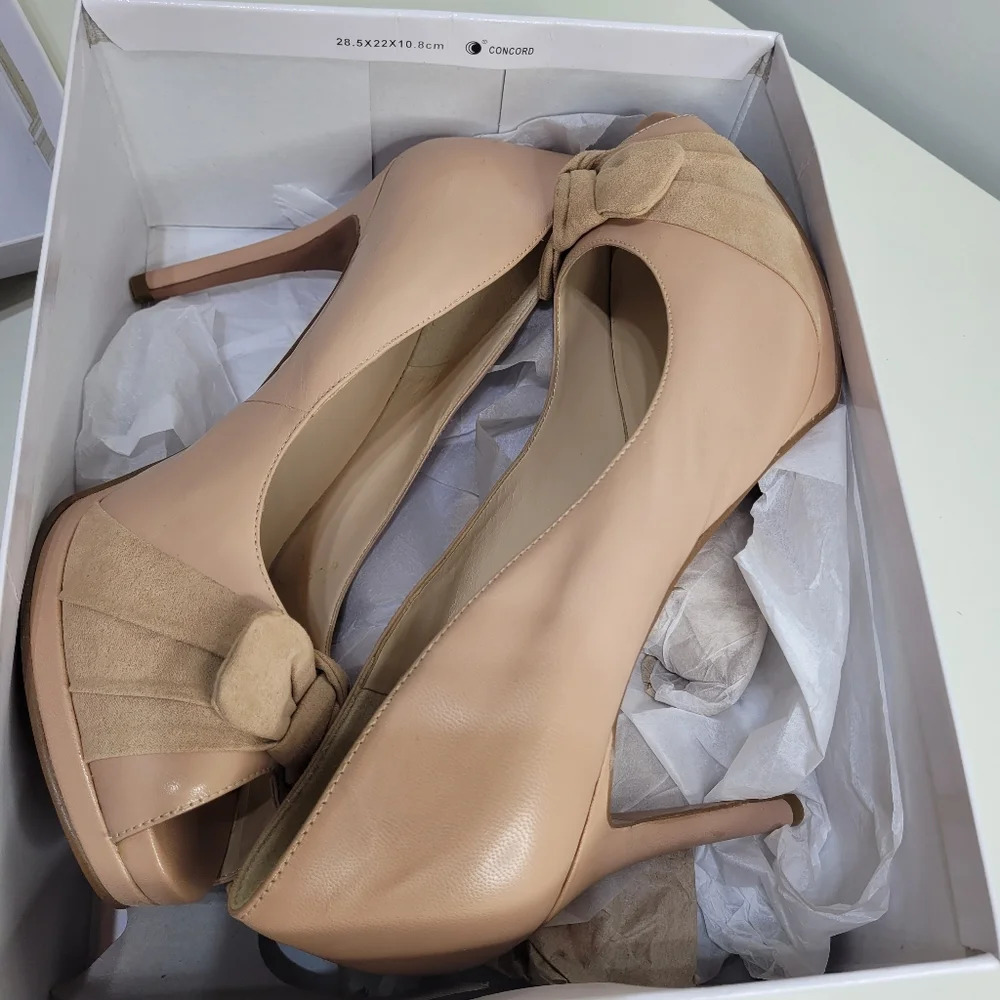 Nine West Fealey Peep Toe Leather Beige Platform Pumps Size Women's 11 with Box - Picture 14 of 16